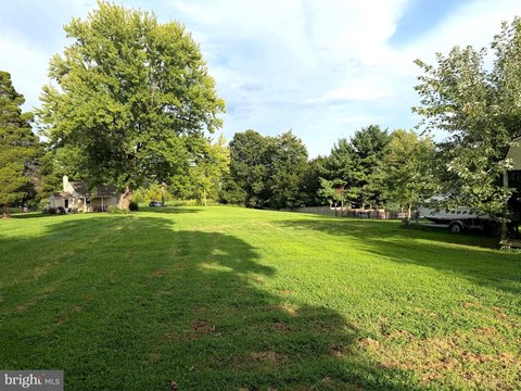 Land, DAMASCUS, MD