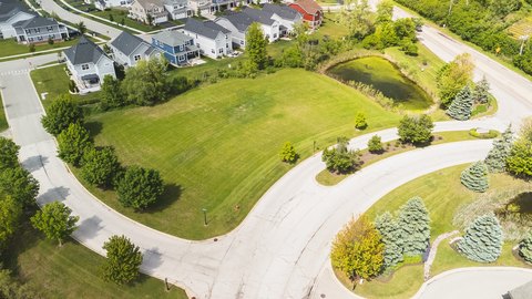 Prime Hawthorn Woods Business Parcel