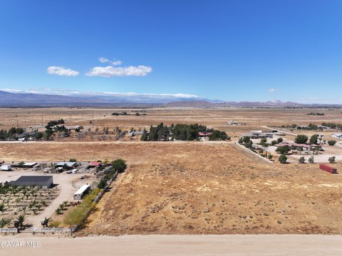 Lancaster Acreage: Residential Development Potential
