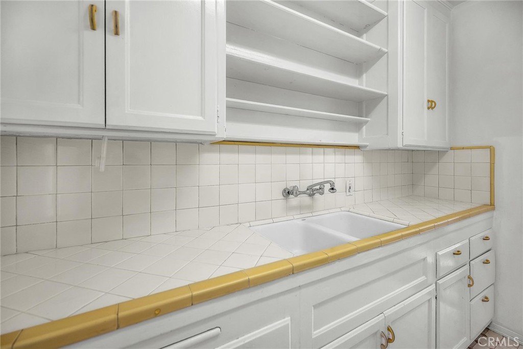 Picture 30