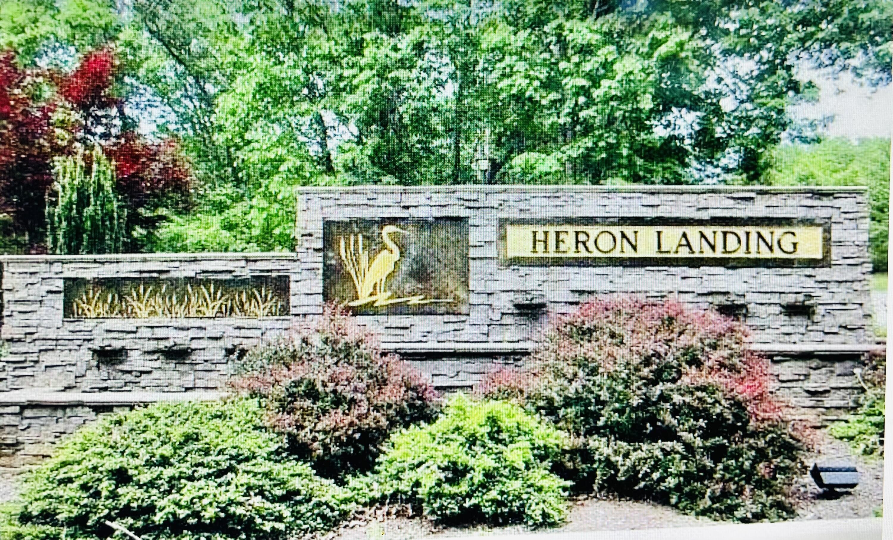 Land in Heron Landing
