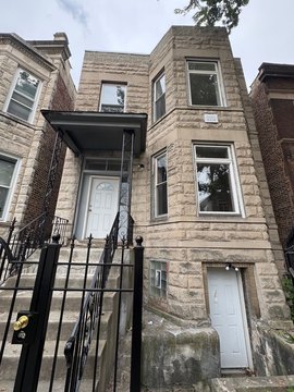 Chicago Multifamily Property For Sale