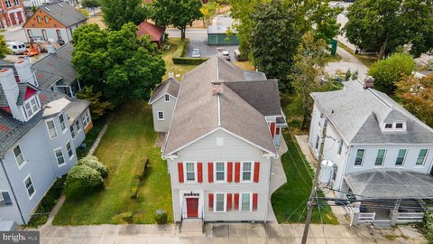 Charming Commercial Property in Hanover