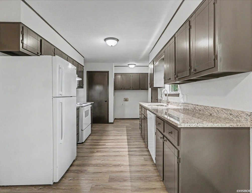 Picture 30