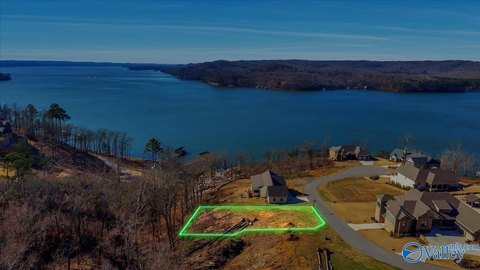 Lake Guntersville Lakeside Community Land