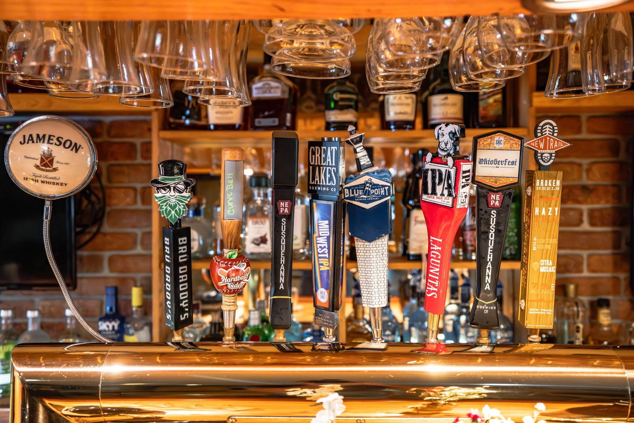 Iconic Restaurant and Pub Opportunity