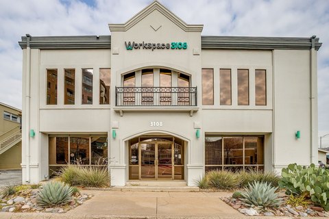 Flexible Office Suites with Podcast Studio