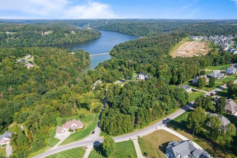 Residential Land in Cheat Lake