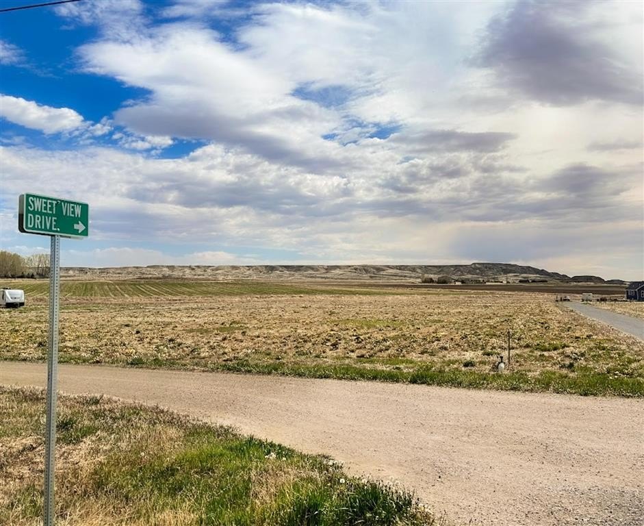 Wyoming Land with Mountain Views