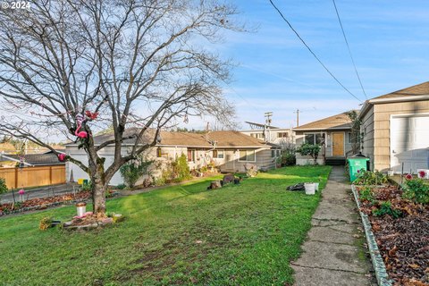 Portland Duplex with Rental Income