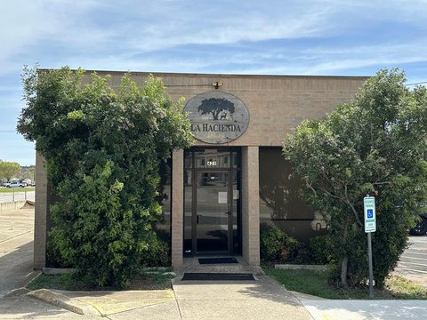 Kerrville Commercial Building For Sale