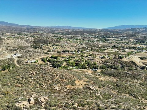 Land, Temecula, CA