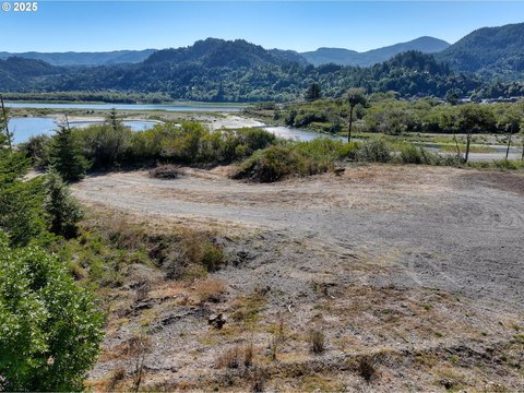 Rogue River View Lot