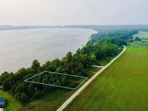 LAND - Lake Leelanau, MI