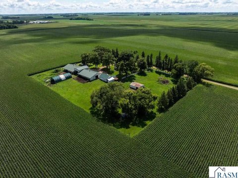 Horse and Hobby Farm