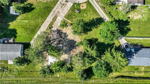 Land, LaGrange, OH