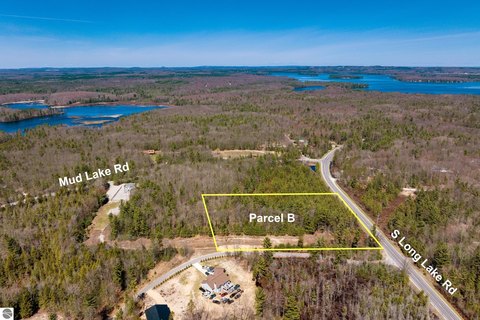 Corner Acreage Land Parcel