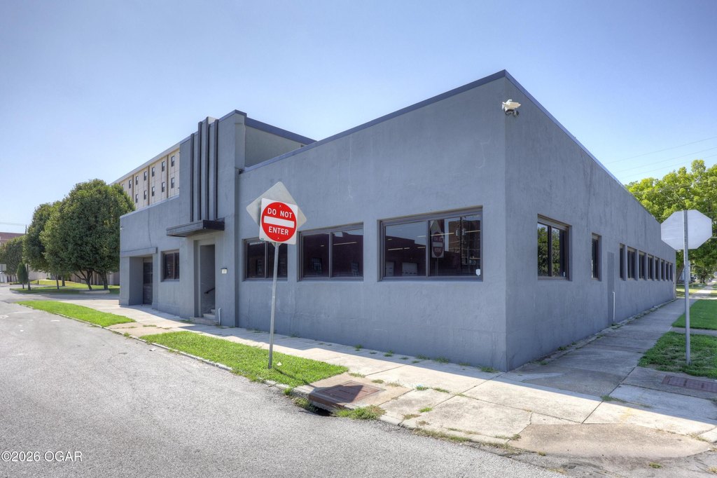 Picture 4