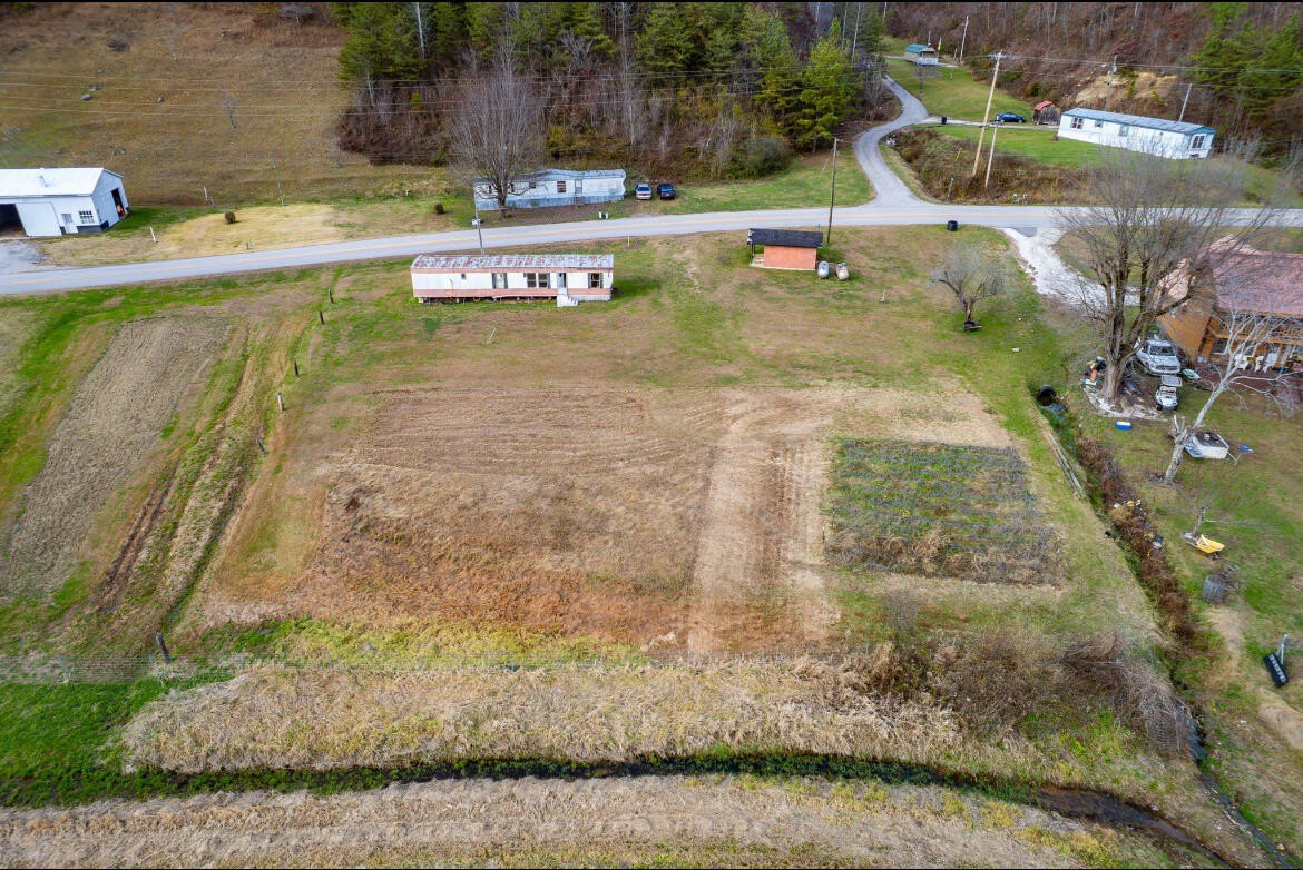 Salyersville, KY Flat Acre Lot
