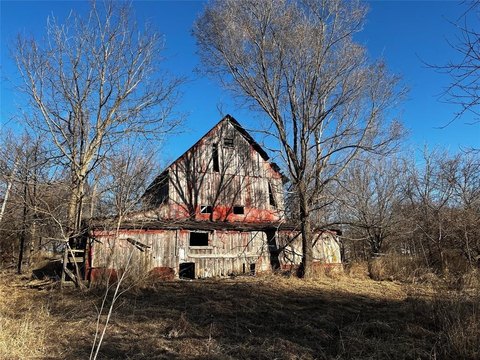 LAND - Indianola, IA
