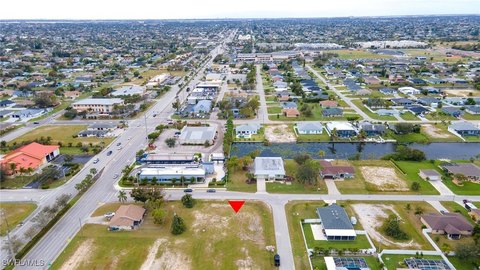 Picture of Commercial land at SW Santa Barbara Pl 1941, Cape Coral, FL
