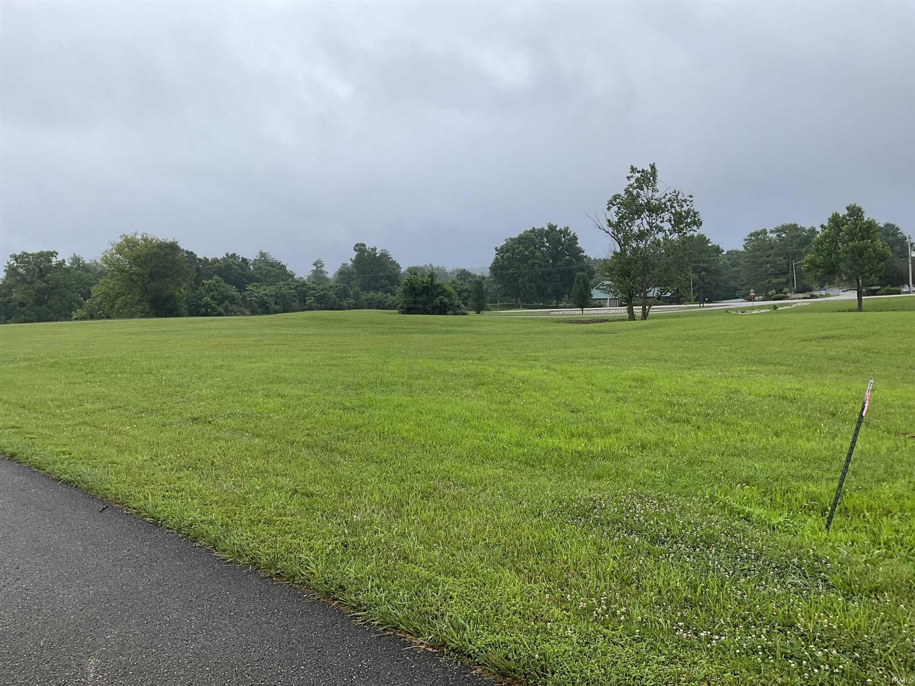 Residential Land in Freeman Fields