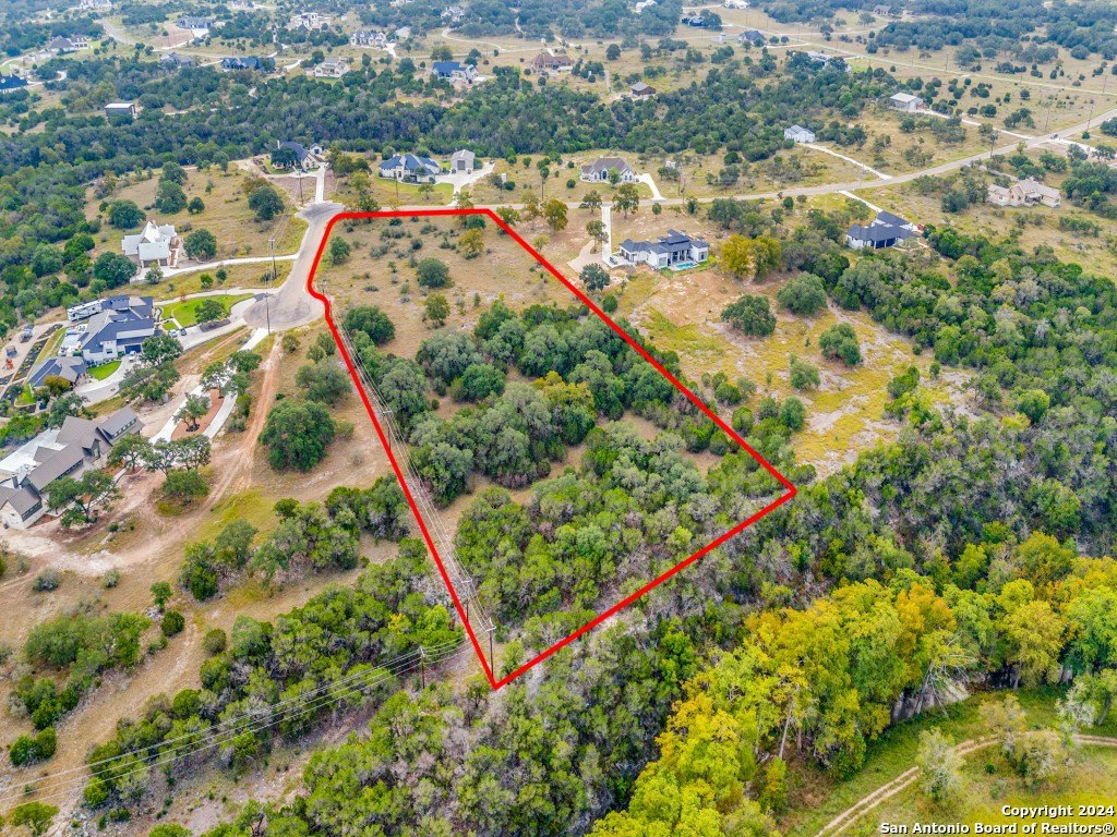 Acreage Lot in Hill Country
