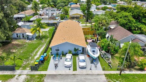 Dania Beach Fourplex Investment Opportunity