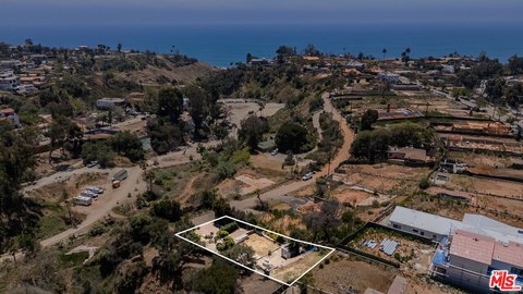 Land, Pacific Palisades, CA