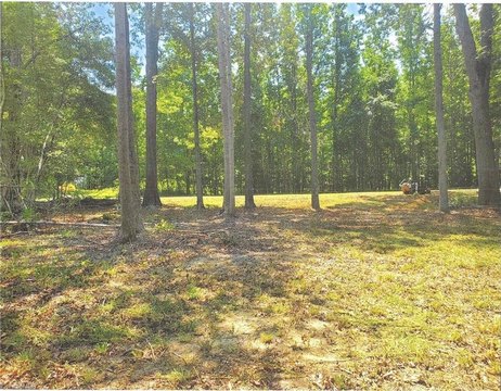 LAND - Seagrove, NC