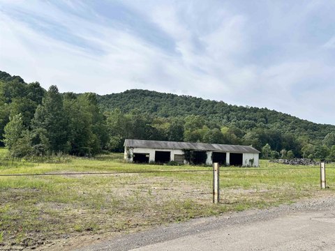 Tunnelton Land With Salvage License