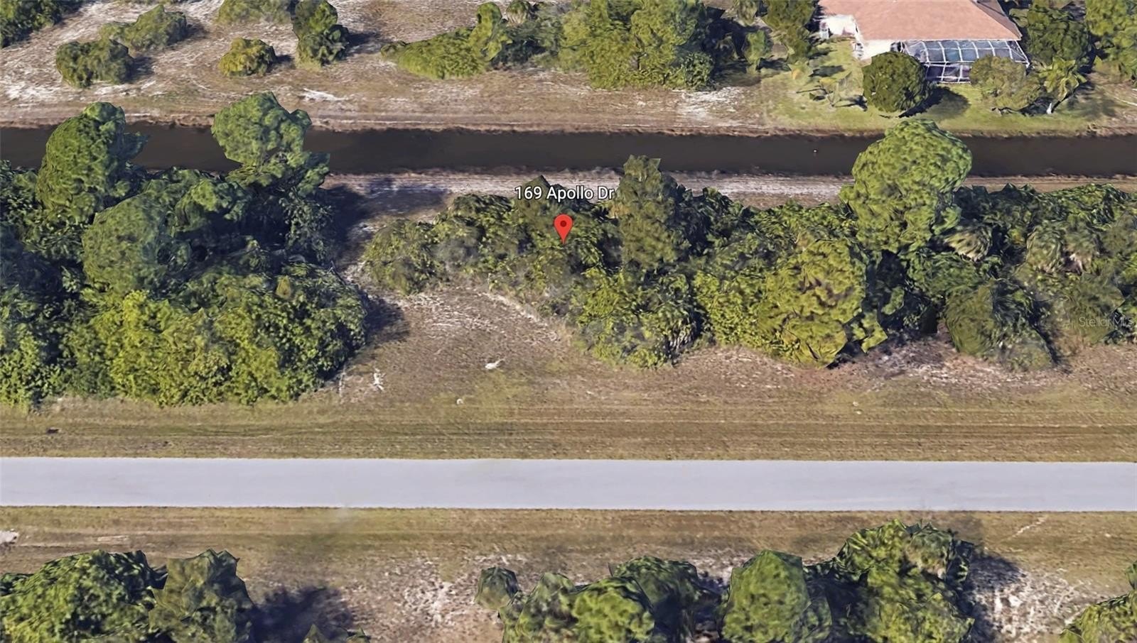 Rotonda West Canal Lot
