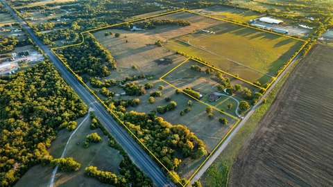 Commercial Land with Dual Frontage