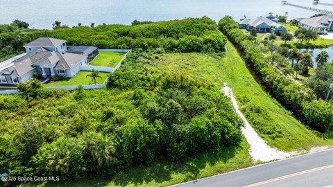 Riverfront Property on Merritt Island