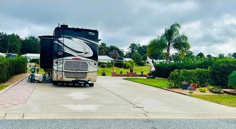 RV Resort Pull-In Lot