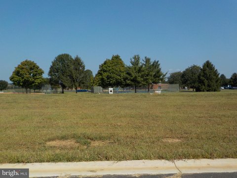 Residential Land in Stonehenge Estates