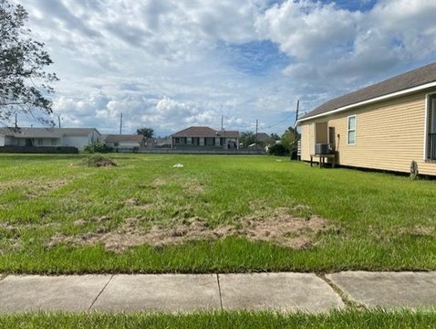 Residential Lot in Chalmette