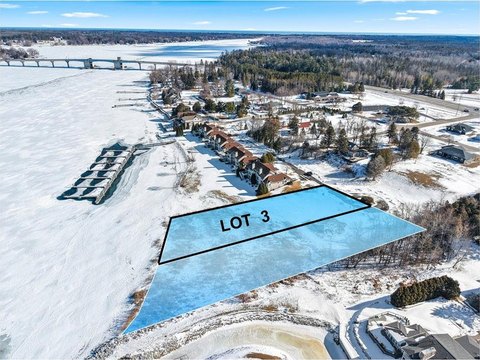 Waterfront Land in Sturgeon Bay