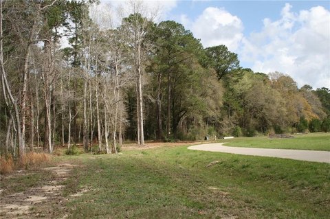 Land, Covington, LA