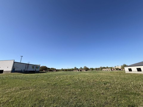 Commercial Land in Southpointe Park