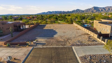 LAND, Yuma, AZ