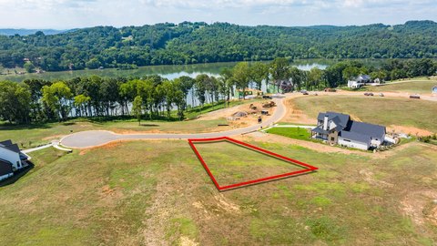 Loudon Homesite in Golfing Community