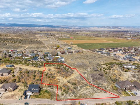 Vernal Land with Mountain Views