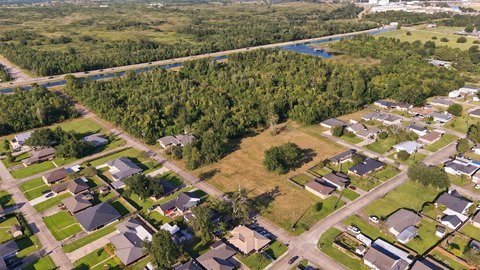 Land, Houma, LA