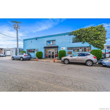 2-Acre Industrial Warehouse Complex