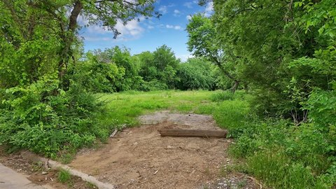 One-Acre Lot in Fort Worth