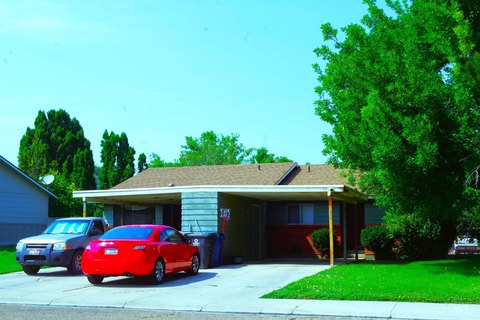Duplex with Carport