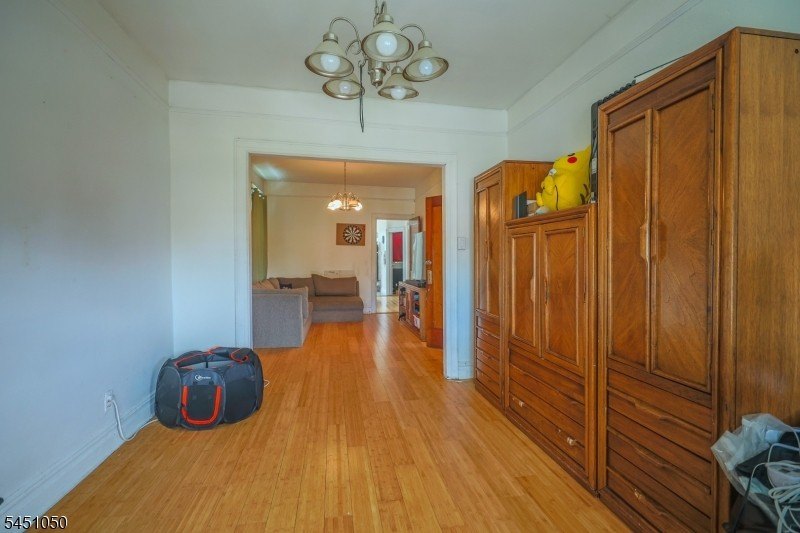 Picture 3