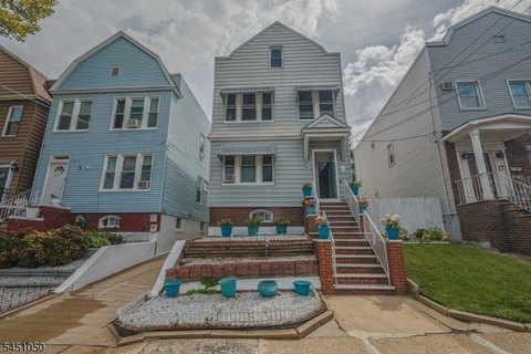 Two-Story Duplex with Garage