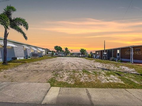 Waterfront Vacant Land for Manufactured Home